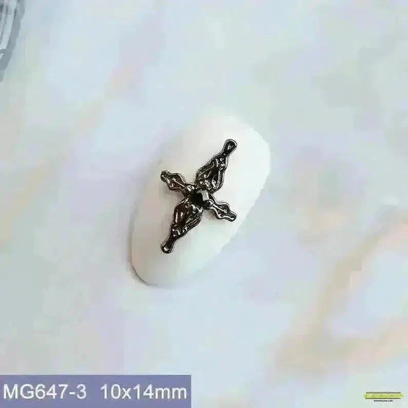 10pcs Gothic Dark Black Cross Nail Art Charms, Zircon Crystal Crucifix Heart Nail Art Decorations with Spooky Style - Dynamic Unique Artwork