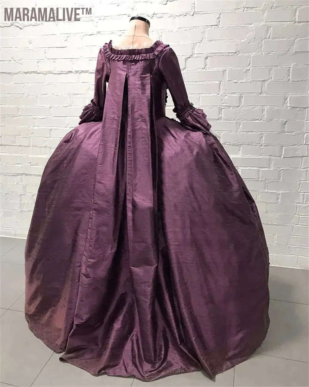 18th Century Rococo Victorian Baroque Queen Marie Antoinette Costume Dress Ball Gown Luxurious Georgian Costume Duchess Dress