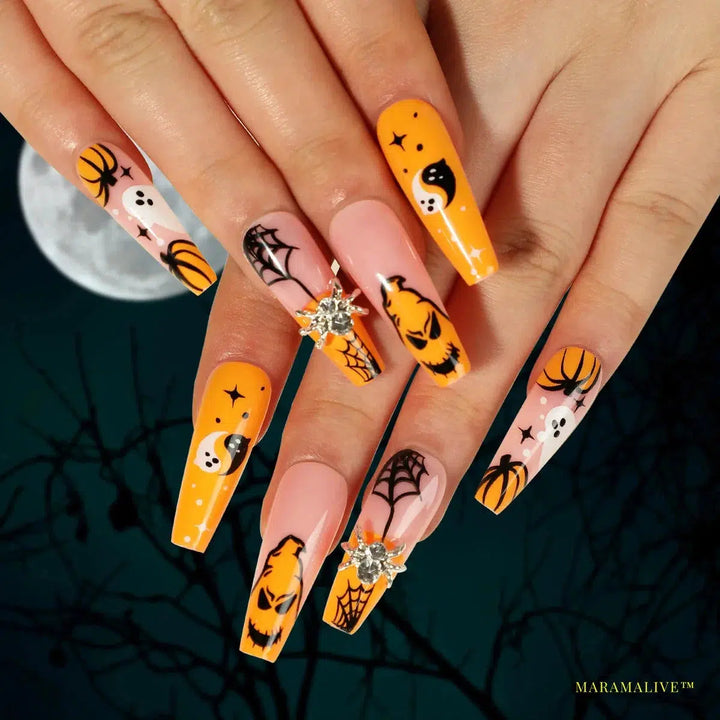 24 Piece Halloween Ghost & Pumpkin Ghoulish Press-On Nail Art Set - A Mysterious Glamour Twist To Your Spooky Costume