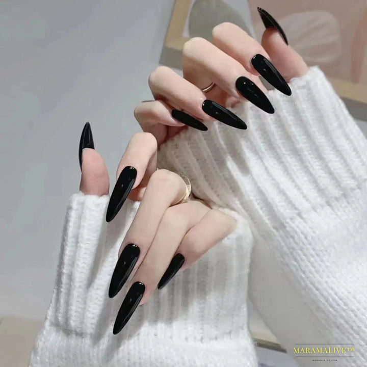 24pcs Halloween Dark Scrub 3D Black Snake False Nails - Super Long Pointy Press-On Y2K Nails for Mysterious Gothic Look