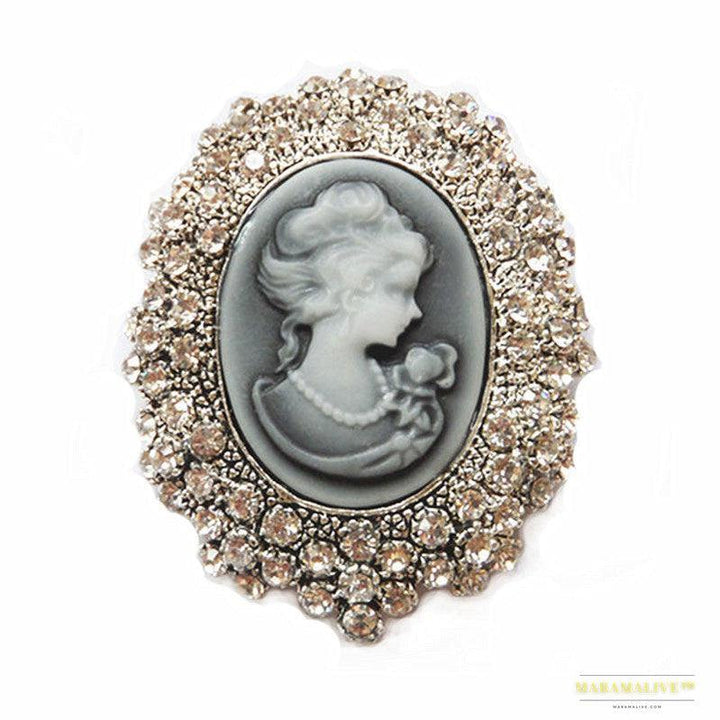 Brooch Queen Victoria Embossed Corsage