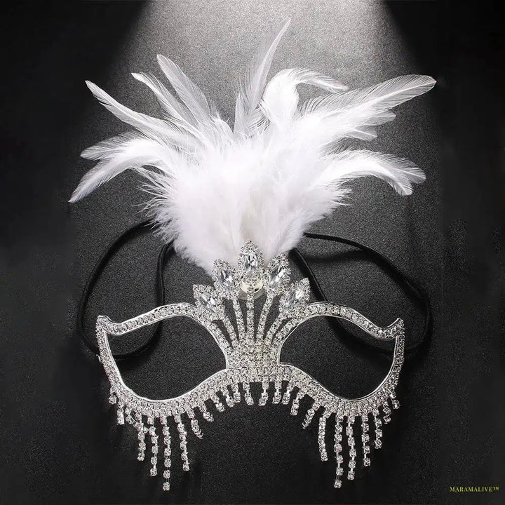 Charms Sexy Rhinestone Feather Tassel Masquerade Face Jewelry For Women Facial Accessories Banquet Party Mask Face Chain Deco