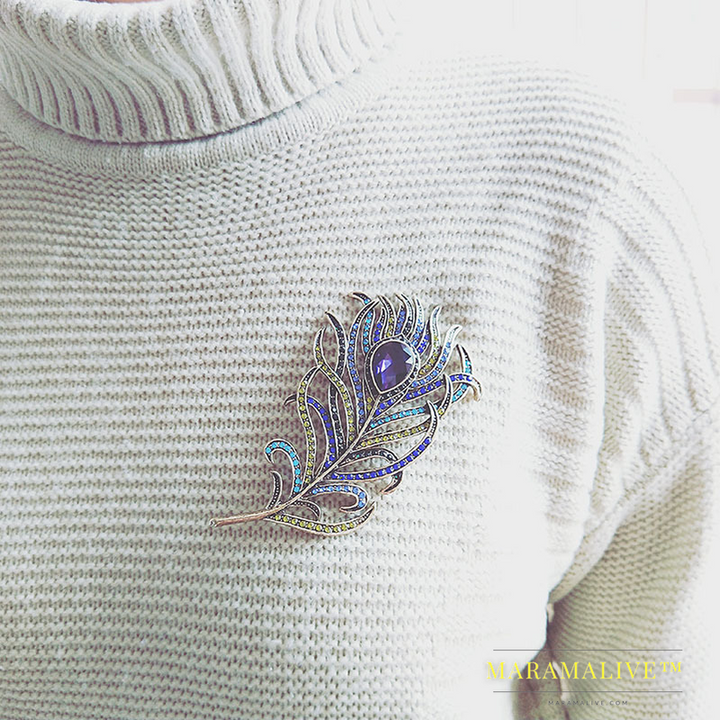 Crystal Peacock Feathers Brooch Boho Enamel Pins Deep Blue Brooches Wedding Accessories New Arrival