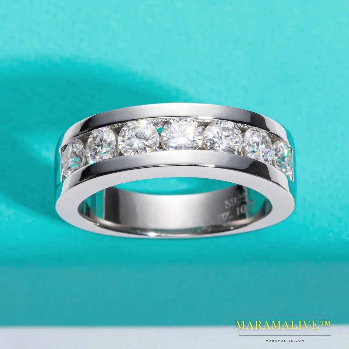 Elegant Moissanite Wedding Bands & Engagement Rings Men & Women