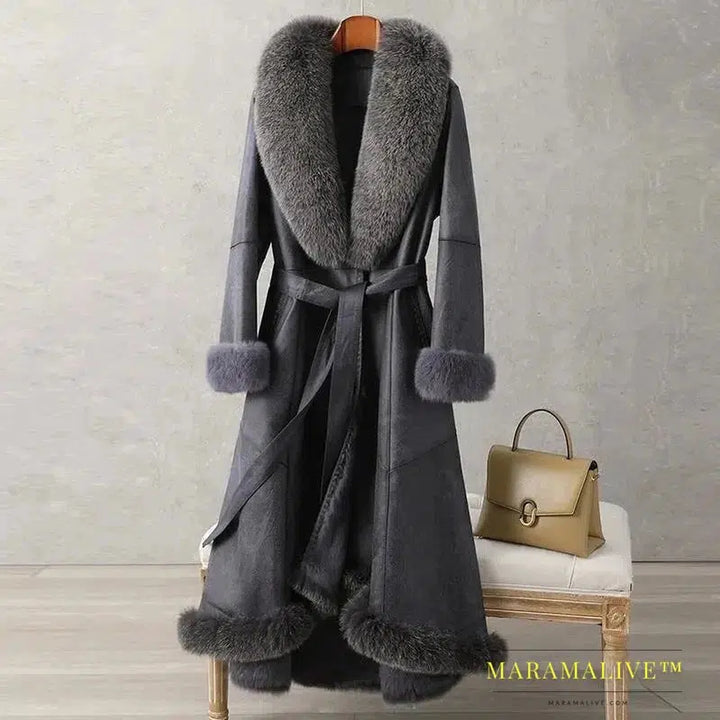 Elegant Women's Fur-Trimmed Long Winter Parka Coats