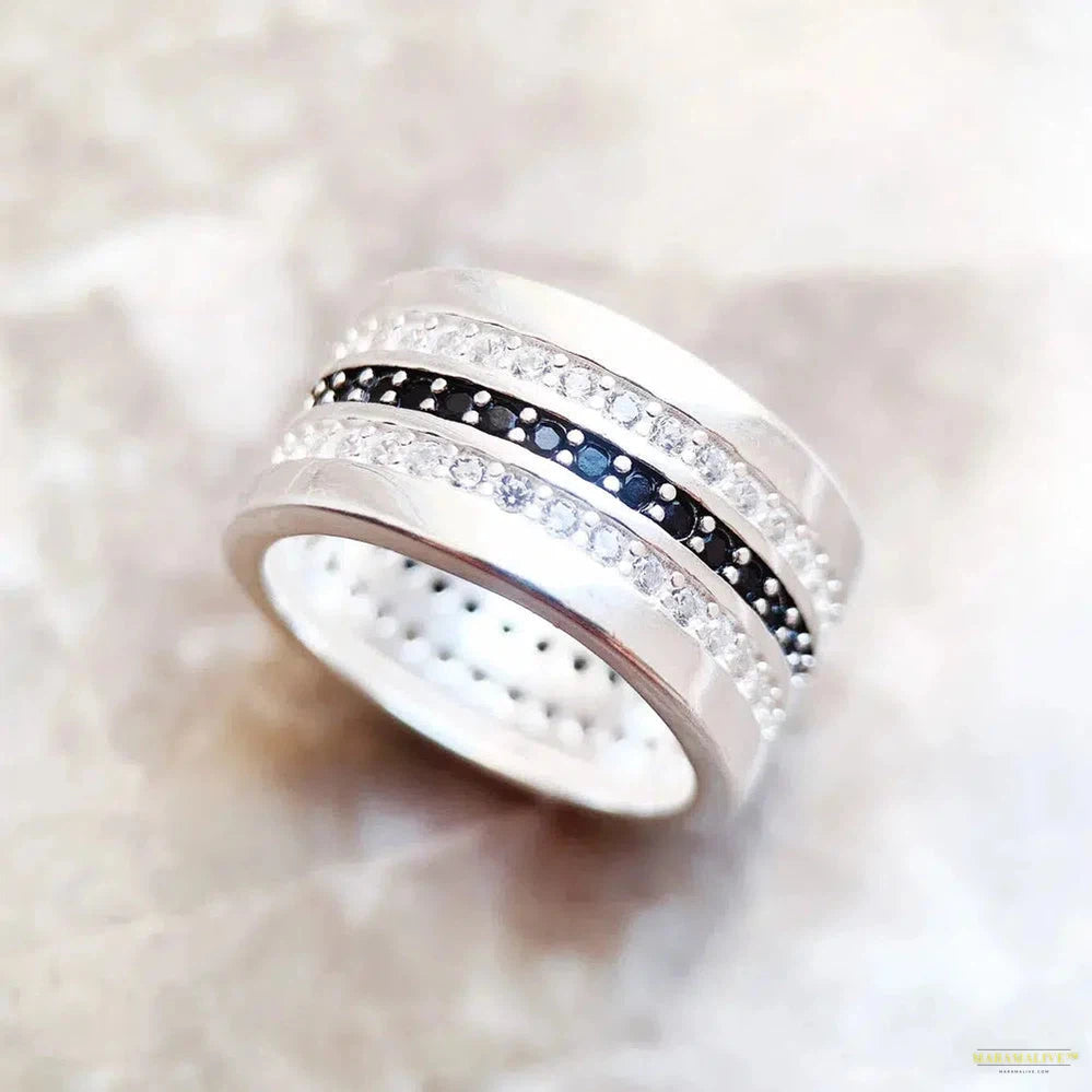 Entenity Ring Black & White Pave,Europe Style Glam Fashion Good Jewerly For Women Gift In 925 Sterling Silver