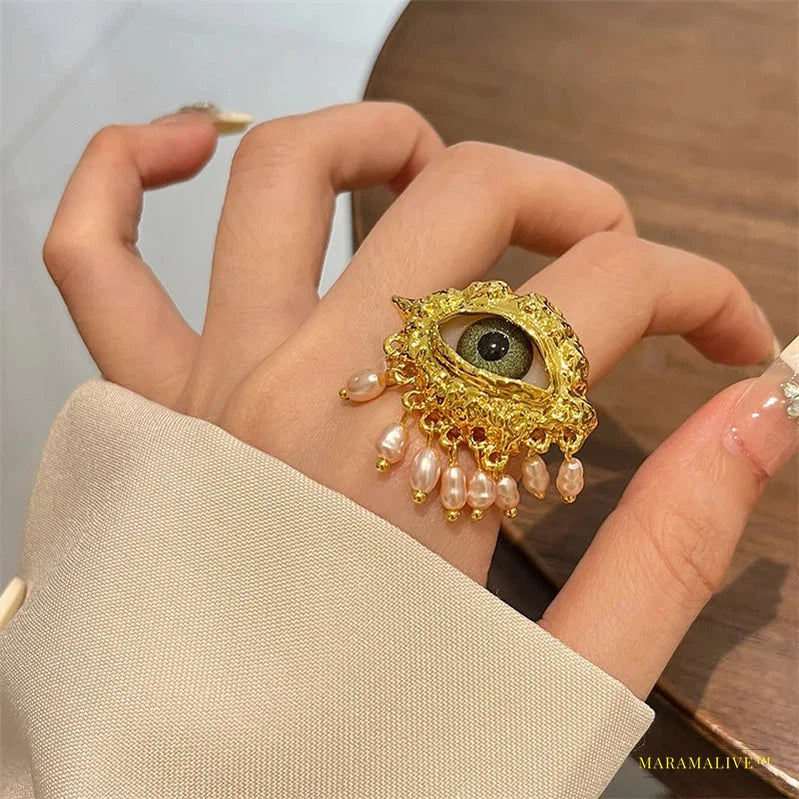 Exquisite Devil's Eye Ring | High-End Light Luxury | Medieval Vintage | Trendy & Gothic