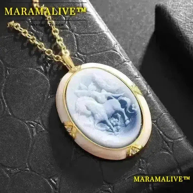 Exquisite Double Sided Roman Portrait Cameo Pendant Necklace for Women Elegant Banquet Jewelry Gift