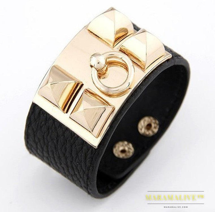 Fan Street shot leather metal exaggerated texture rivet punk temperament leather extra wide bracelet bracelet