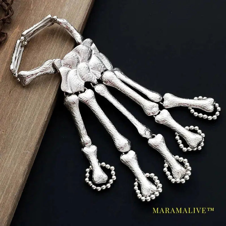 Fashion Punk Gothic Skull Bracelet Hand Bone Bangles For Women Men Nightclub Party Hip Hop Jewelry Flexible Metal Bracelets