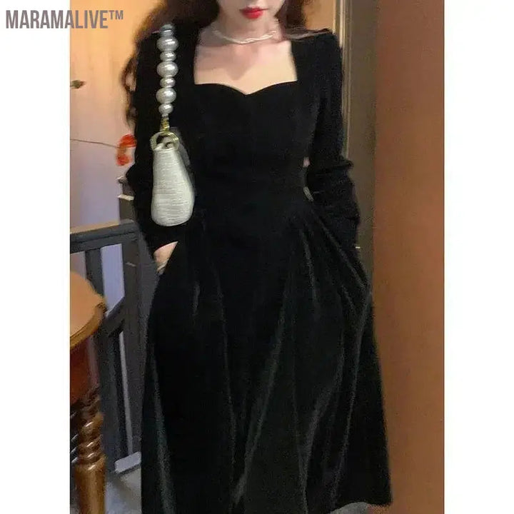 French Black Dress Velvet Dresses Women 2024 Spring and Fall New Waisted Fairy Style Dress Female High Class Elegant Party Dress