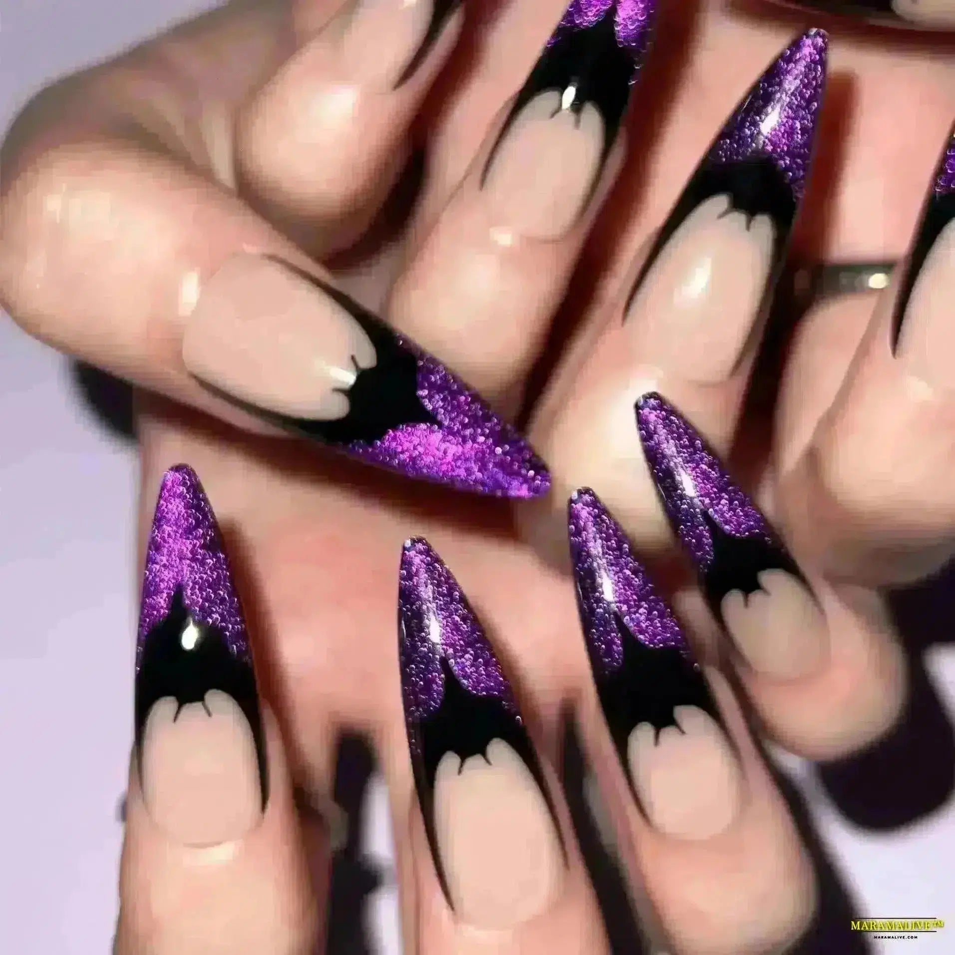 Gothic Bat & Shiny Purple Dragon Pattern Red Flame Cross Long Pointed False Nails- Detachable Halloween Press-on Nails