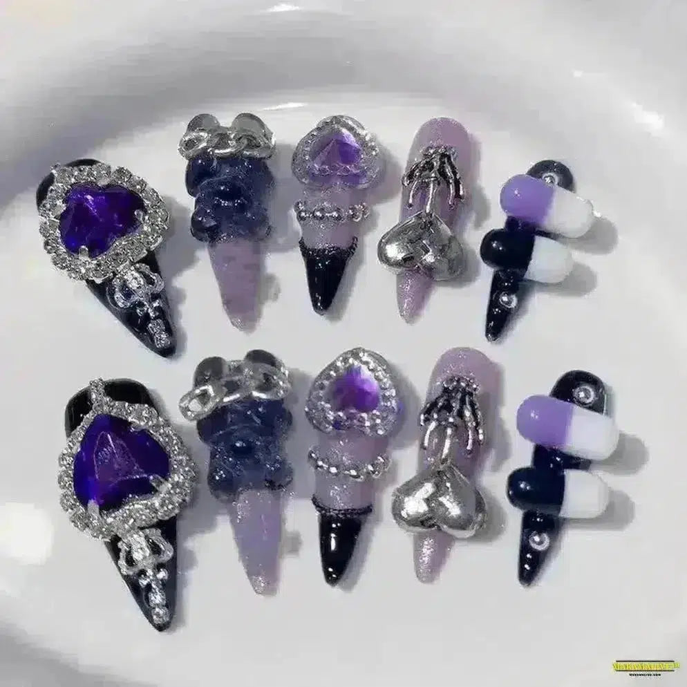 Gothic Dark Mine Series - Dynamic Artwork Long Pointed Fake Nails with Silver Streak Decoration and Purple Heart Shaped Diamond