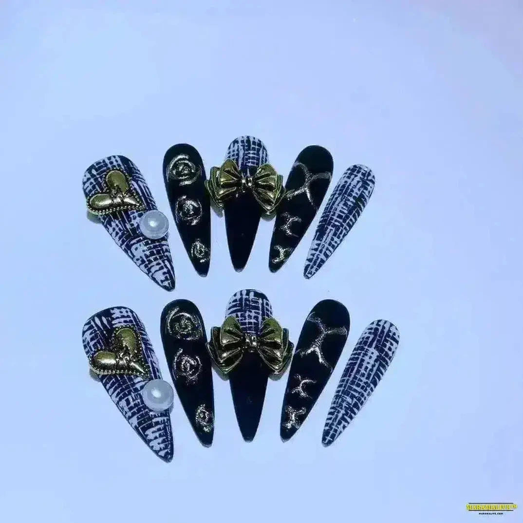 Gothic Dark Mine Series - Dynamic Artwork Long Pointed Fake Nails with Silver Streak Decoration and Purple Heart Shaped Diamond