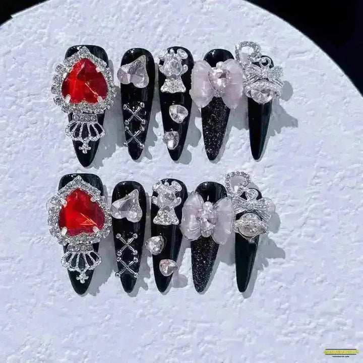 Gothic Dark Spicy Girl Style Handmade Press-On Almond-Shaped Nails with Dynamically Artistic Dragon Punk Metal Accents