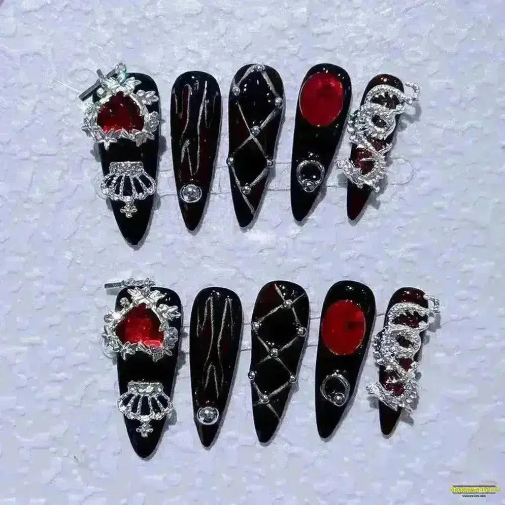 Gothic Dark Spicy Girl Style Handmade Press-On Almond-Shaped Nails with Dynamically Artistic Dragon Punk Metal Accents