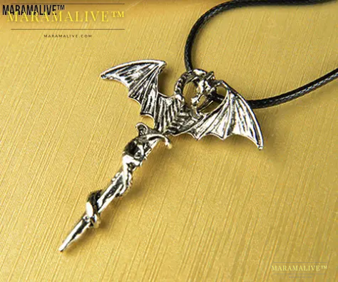 Gothic Steampunk Dragon Pendant - Unique Alloy Jewelry