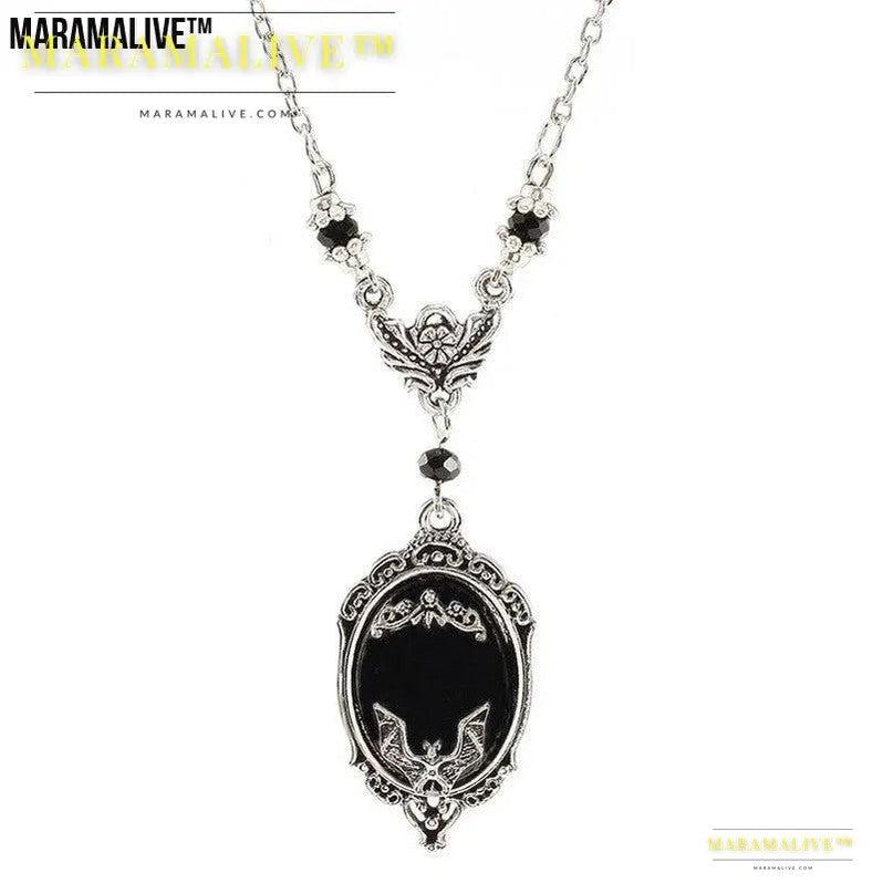 Halloween Animal Bat Black Gem Necklace