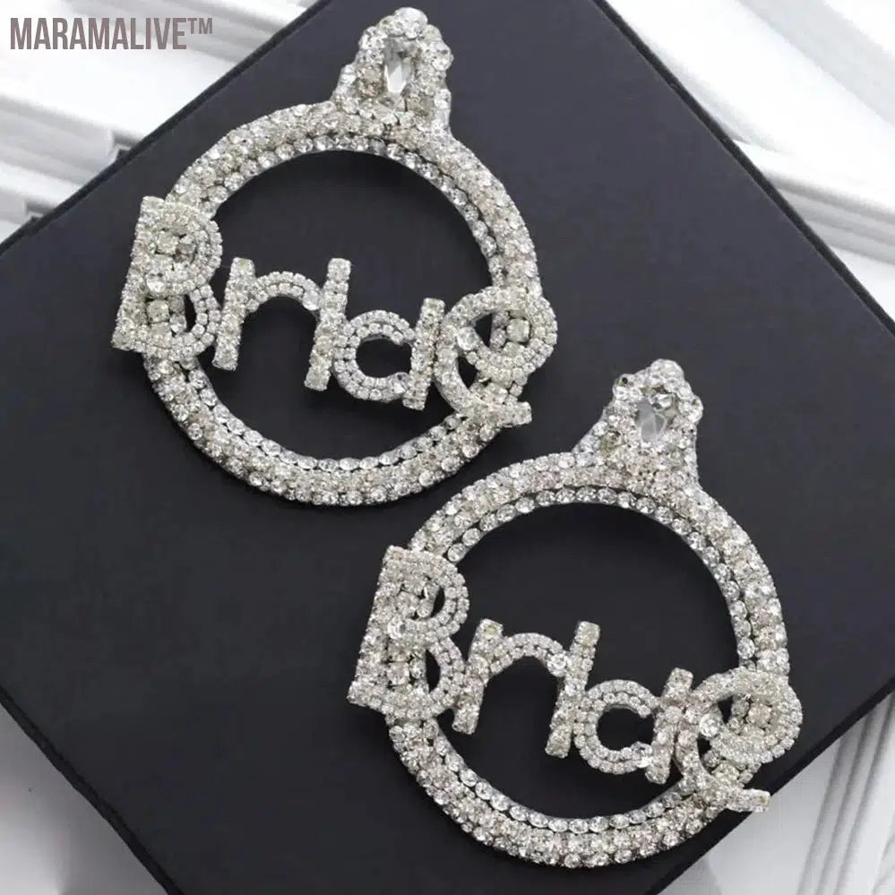 Letter Bride Earring for Wedding Luxury Designer Bachelorette Personality Creativity New Statement Earrings 2024 Trend