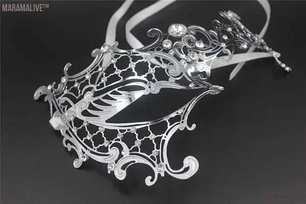 Luxury Silver Gold Metal Filigree Laser Cut Skull Venetian Masquerade Mask Wedding Event Christmas Ball Costume Party Masks