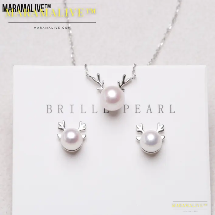 Minimalist Pearl Necklace