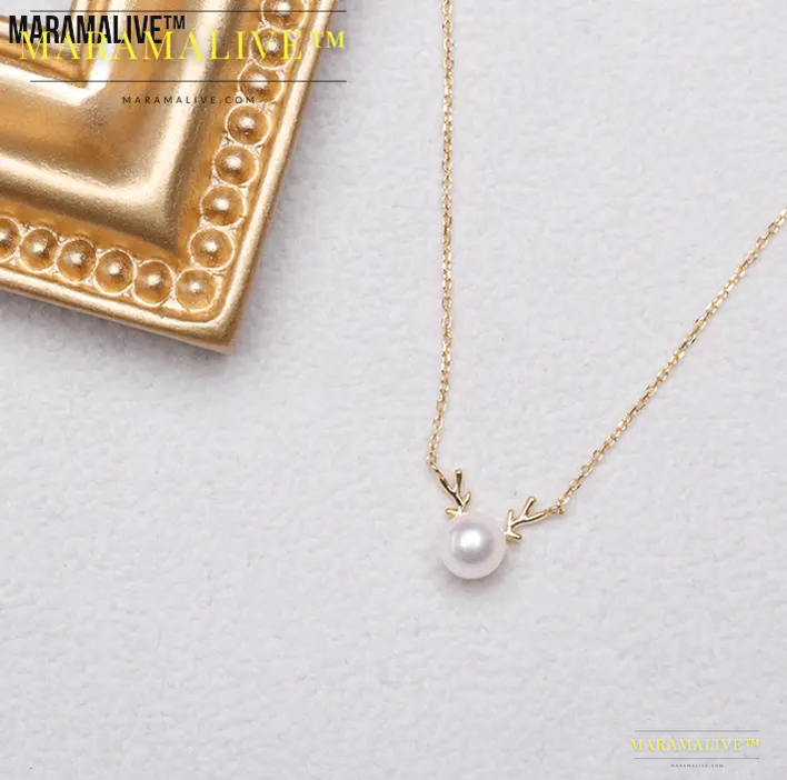 Minimalist Pearl Necklace