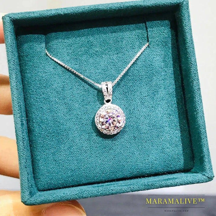 Moissanite Diamond Pendant Necklaces For Women 925 Sterling Silver Luxury Chain Trending Iced Bling Wedding Jewelry