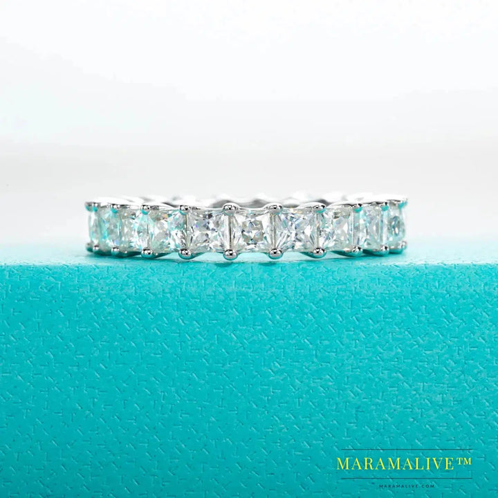 Moissanite Eternity Wedding Bands: A Lifetime of Brilliance