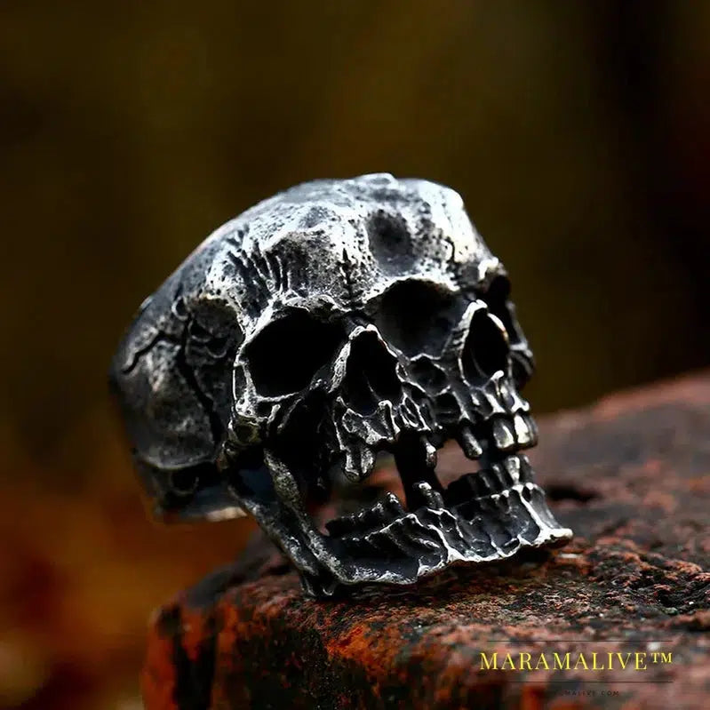 Mysterious Portrait Retro Pattern Skull Ring Biker High Quality Jewelry