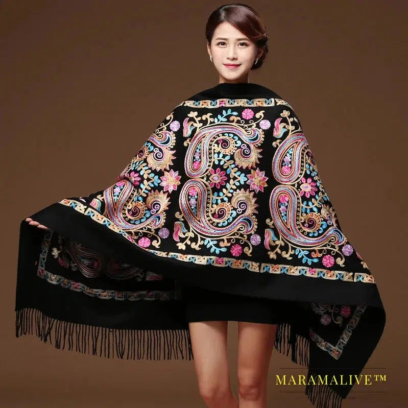 New Arrival Shawl Women Embroider Flower Scarf Pashmina Cashmere Scarf Winter Warm Fine Tassels Scarf Shawl Fashion Shawl Scarve