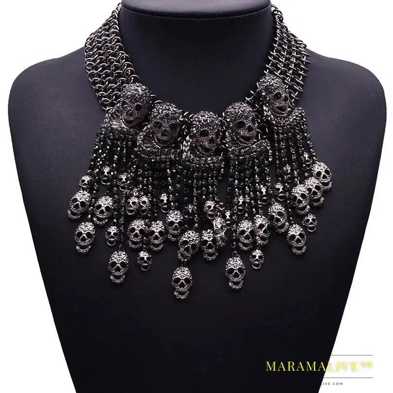 New Exaggerated Necklace Skeleton Head Short Chain Female Retro Fashion Collar Skull Necklace Punk Party Jewelry Women