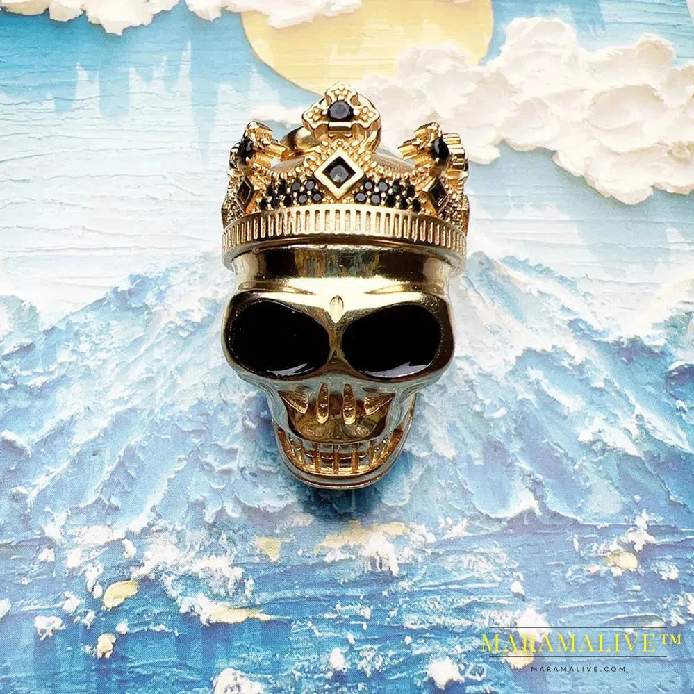 Pendant Golden Skull King with Crown Fine Jewelry Rebel Street