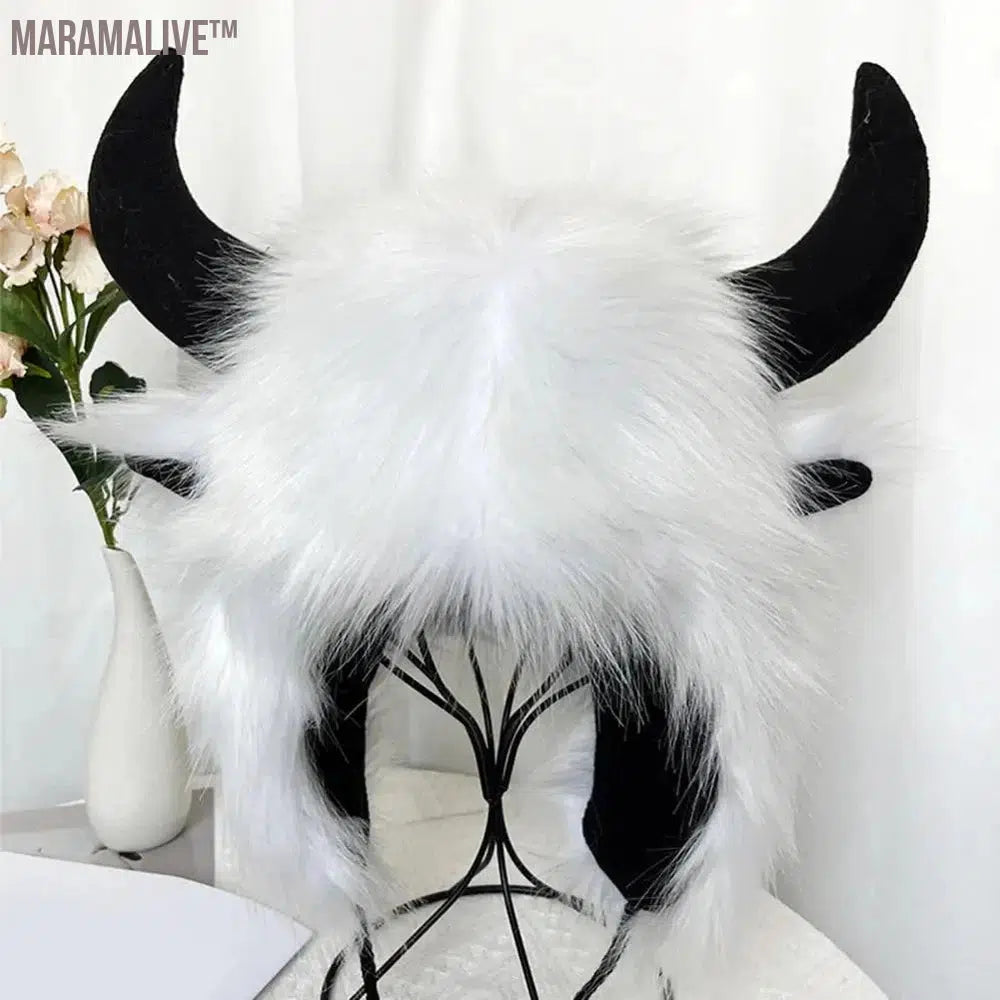 Personality Winter Cap Funny Big Cow Horn Hat Thick Warm Faux Fur Ear Protection Thunderbolt Cap Windproof Women Men Cap Hat