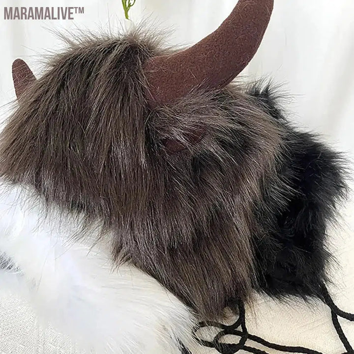 Personality Winter Cap Funny Big Cow Horn Hat Thick Warm Faux Fur Ear Protection Thunderbolt Cap Windproof Women Men Cap Hat