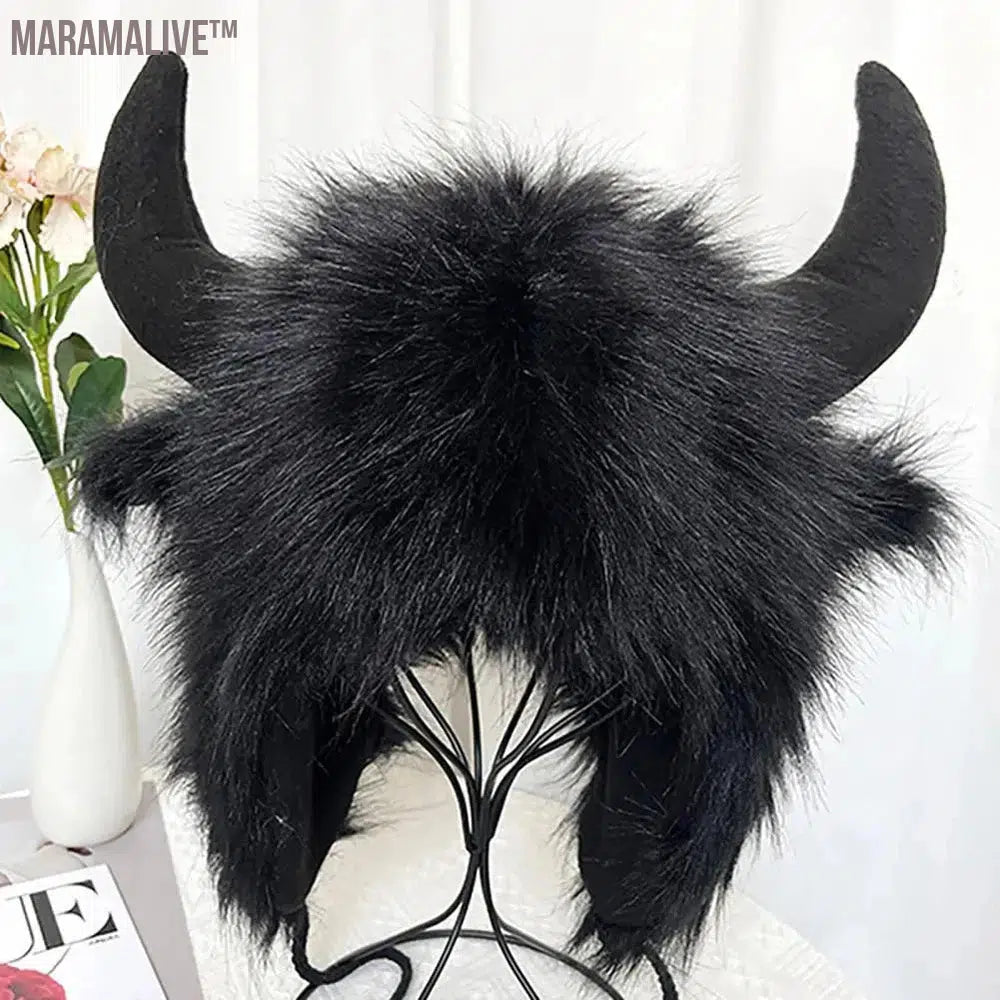 Personality Winter Cap Funny Big Cow Horn Hat Thick Warm Faux Fur Ear Protection Thunderbolt Cap Windproof Women Men Cap Hat