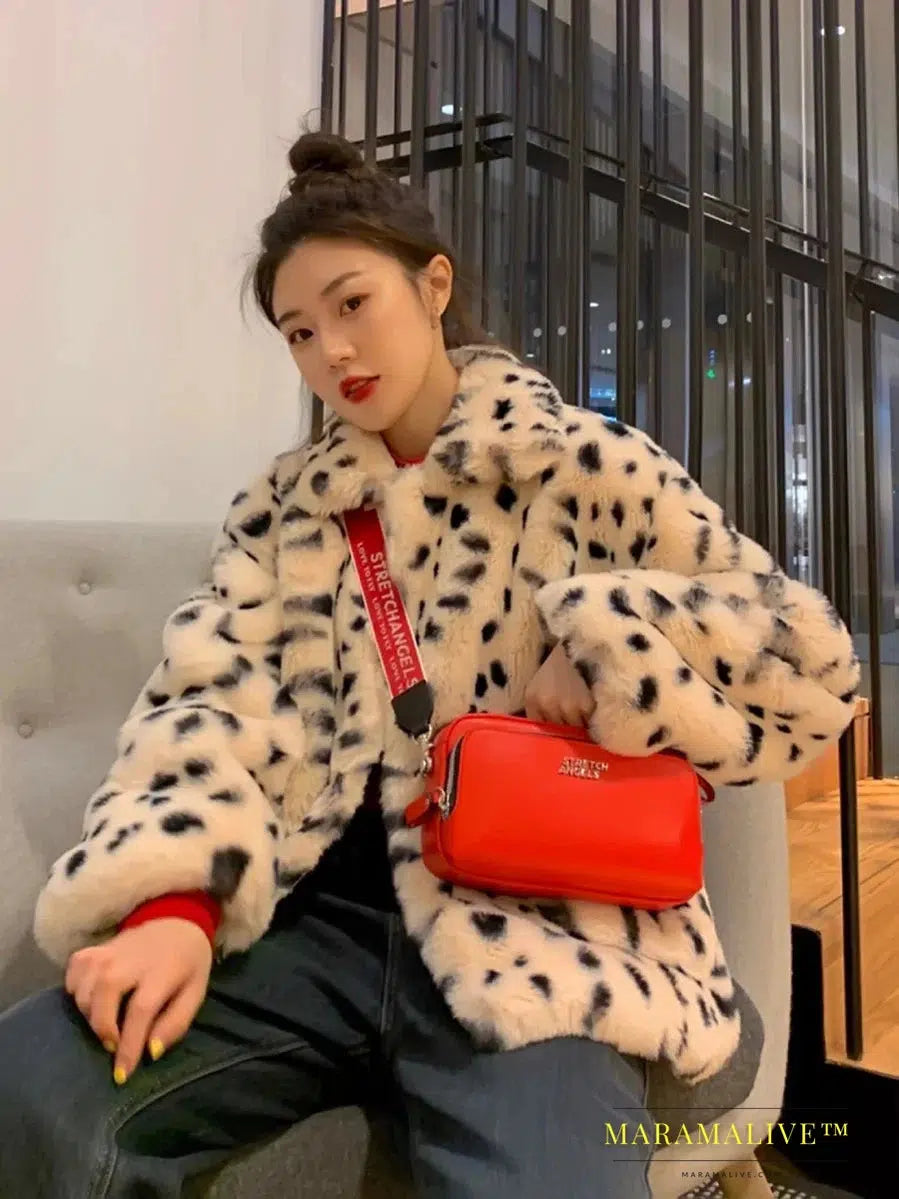 Plush jacket women winter short 2021 new version of loose lamb wool faux fur leopard print fur coat women winter