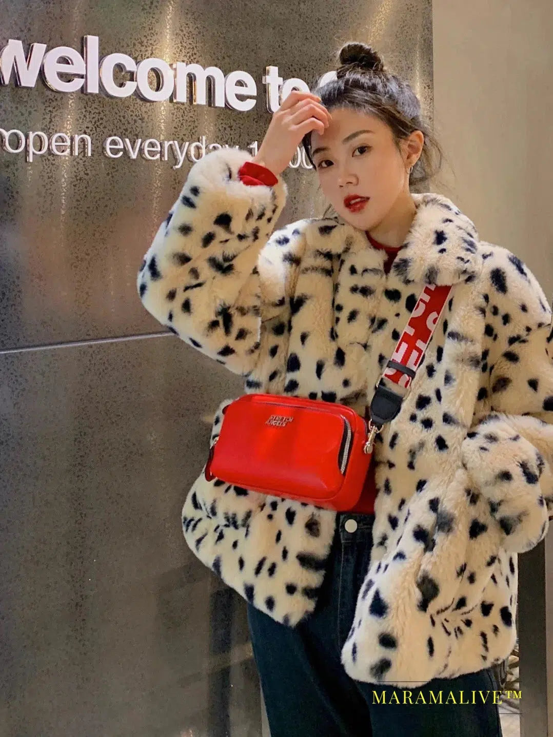 Plush jacket women winter short 2021 new version of loose lamb wool faux fur leopard print fur coat women winter