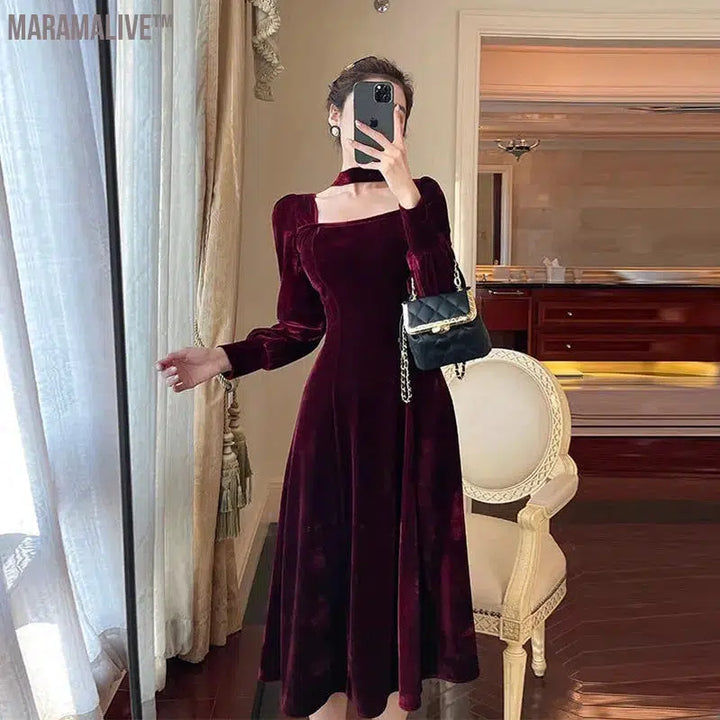 Sexy Dress Women French Retro Vintage Square Collar Waist Office Lady Wine Red Golden Velvet Autumn and Winter Female Clothing