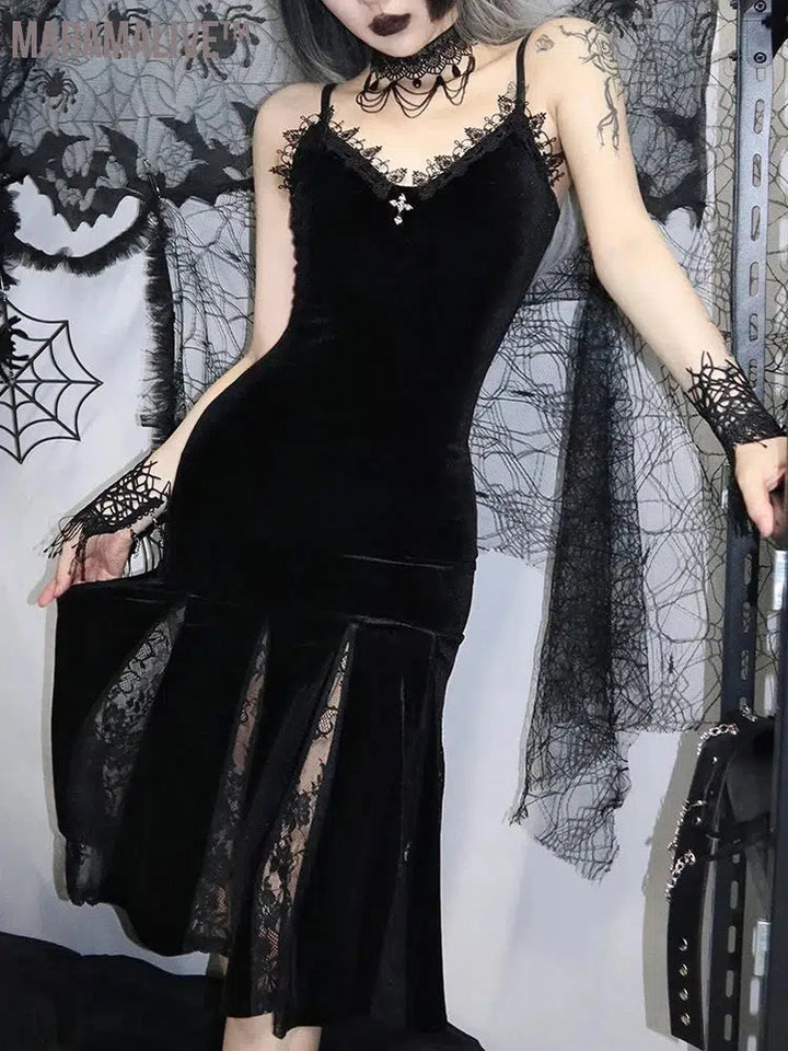 Sexy Spaghetti Strap Backless Velvet Woman Long Gothic Cross Dress Black Lace Patchwork Dress Style Maxi Emo Partywear