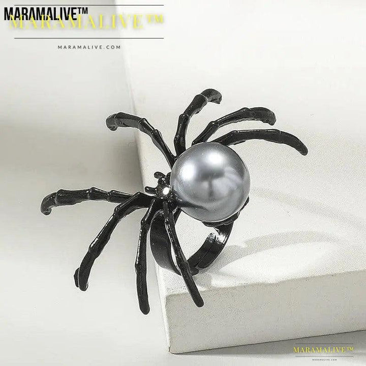 Spider Silver Ring: Halloween Fashion