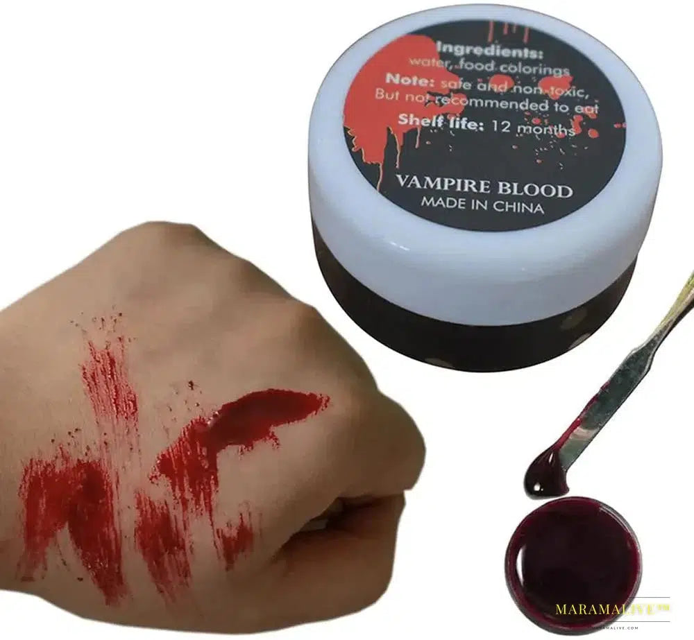 Spooky Halloween Ultra-Realistic Simulation Blood Cos - Vampire Hematopoietic Teeth & Edible Makeup Accessory