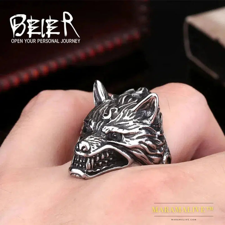 Stainless Steel ring top quality House Stark of Winterfell Direwolf viking Wolf Ring