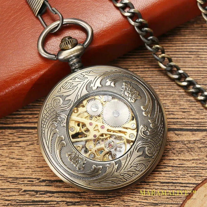 Steampunk Bronze Copper Mechanical Pocket Watch Skeleton Chain Roman Numbers Vintage Pendant Watches with 30cm Chain Gift P839C