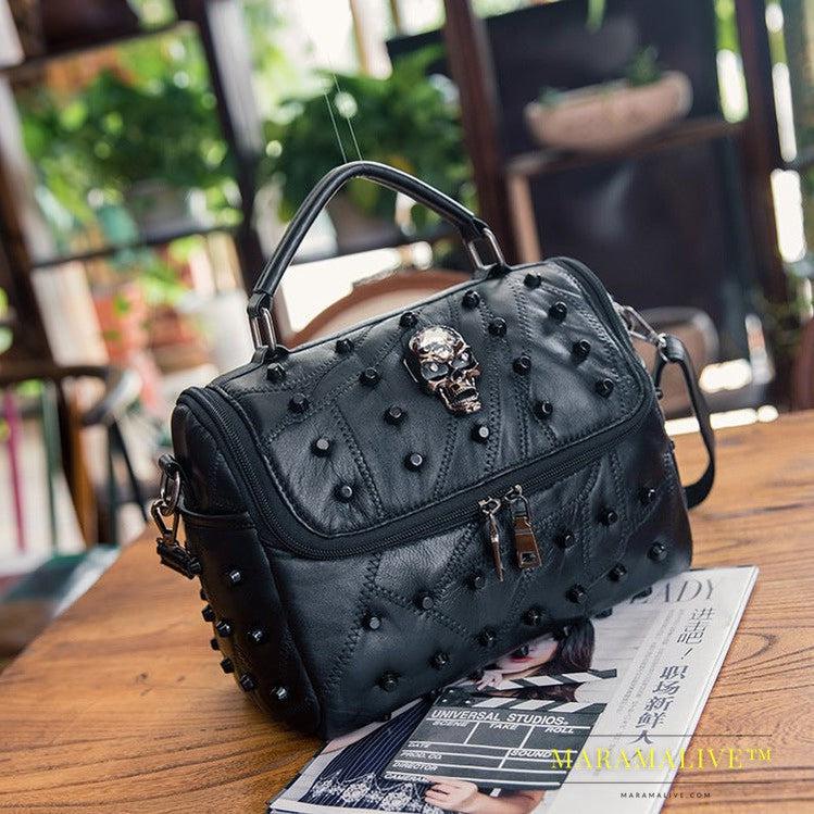 Studded hoe head portable small square bag casual slung shoulder bag