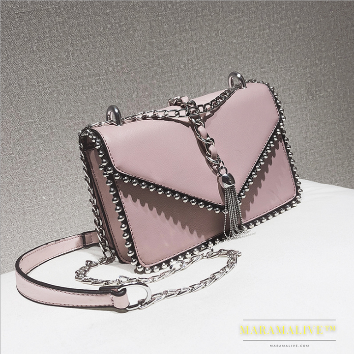 Studded one shoulder chain fashion versatile messenger bag