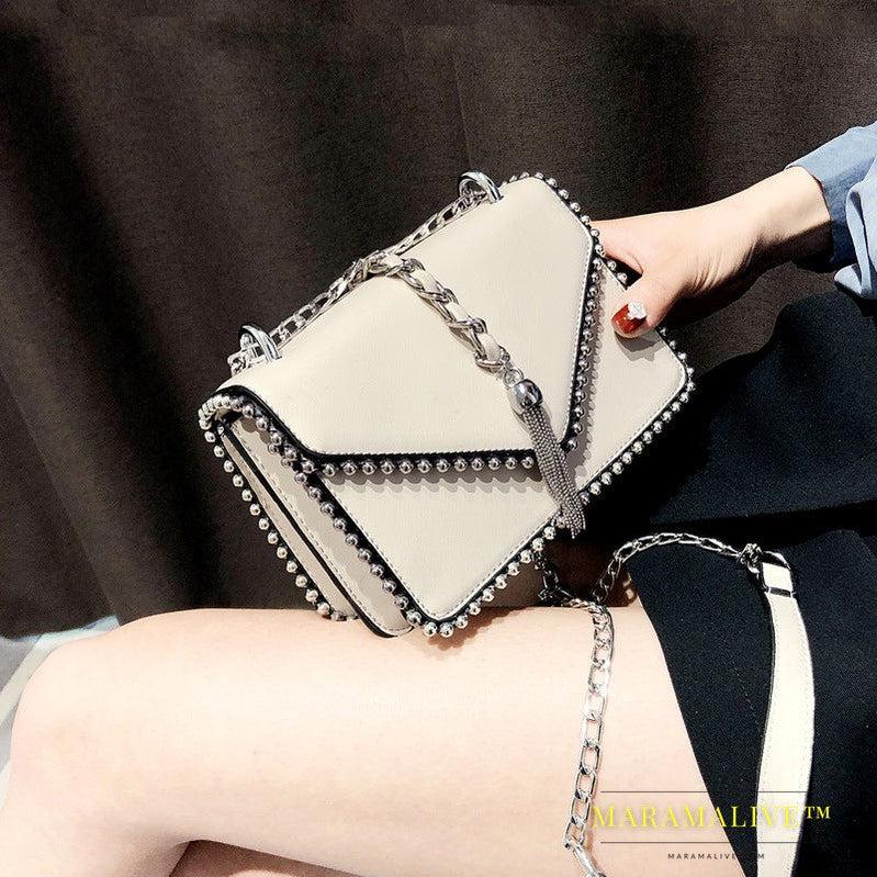 Studded one shoulder chain fashion versatile messenger bag