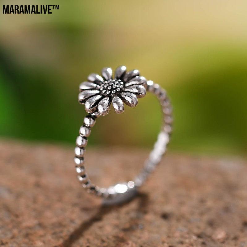 Sunflower vintage ring