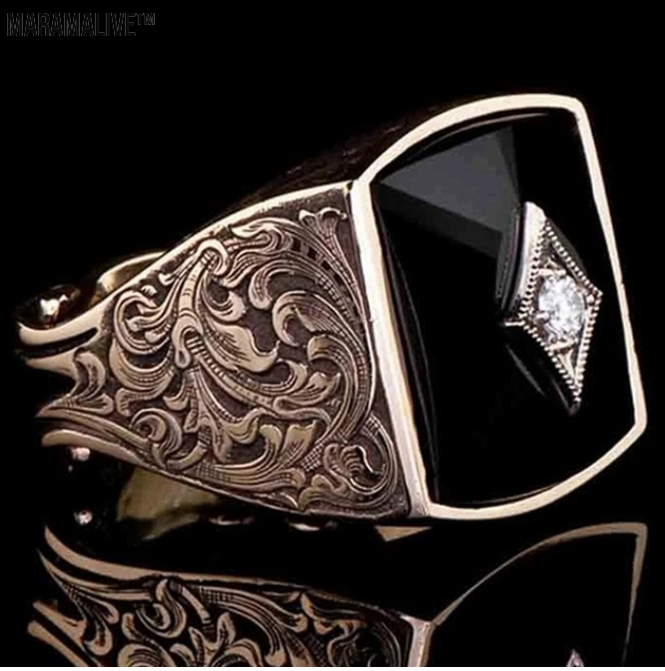 Title: Classic and Refined - Vintage men's ring