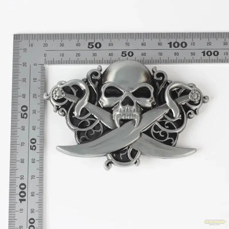 Unique Pirate Skull with Crossed Swords Belt Buckle - Unusual and Trendy Metal Fashion Accessory