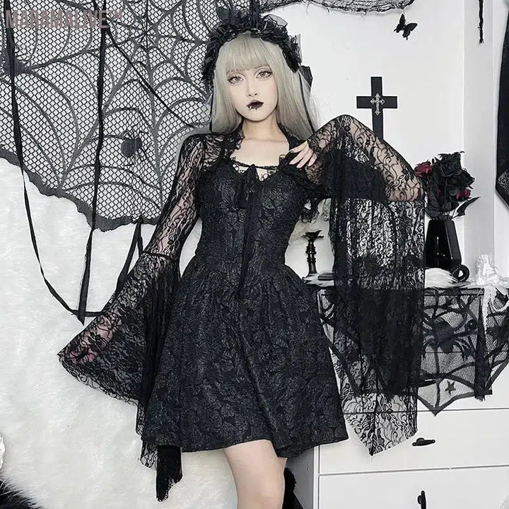 Vintage Gothic Black Lace T-shirt Women Streetwear Flare Sleeve See Through Sexy Smock Top Elegant Aesthetic Cropped Tops